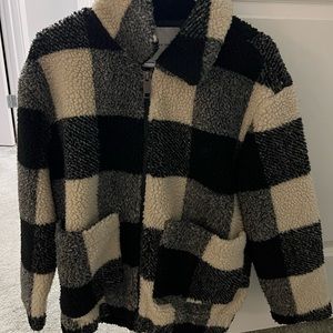 American Eagle Oversized Fuzzy Jacket / size small